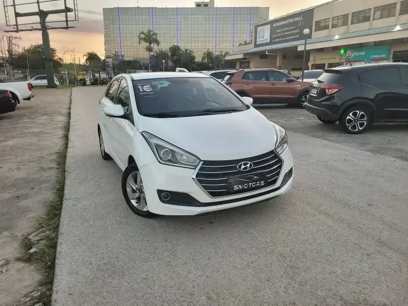 Hyundai HB20 seminovo leilão design