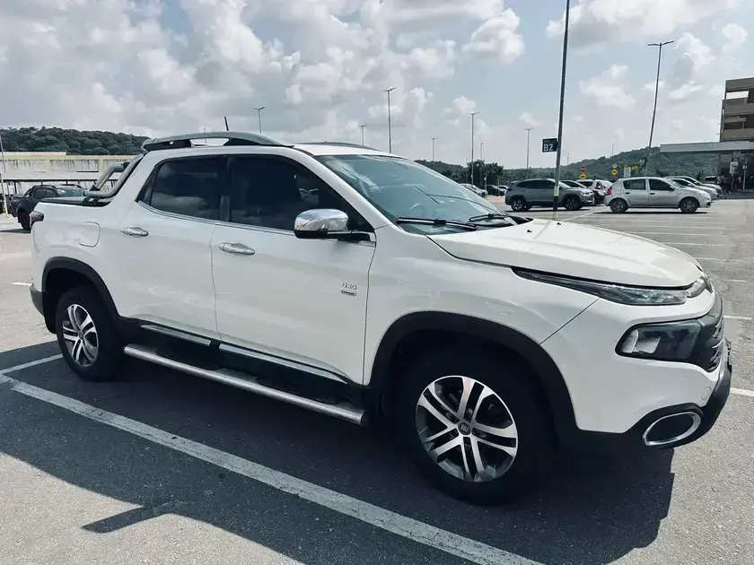 Fiat Toro aluguel Recife