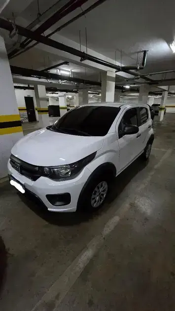 Fiat Mobi aluguel carro compacto