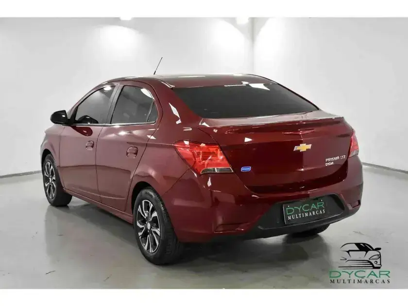 Chevrolet Prisma usado leilão até 50 mil